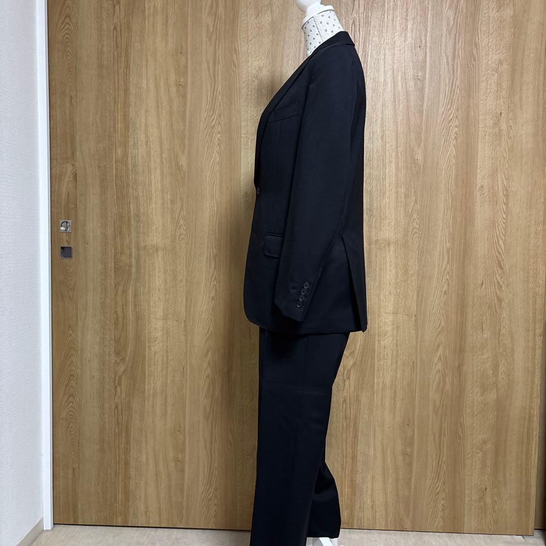 バーニーズニューヨーク／ブラックスリムフィットスーツ／メンズ