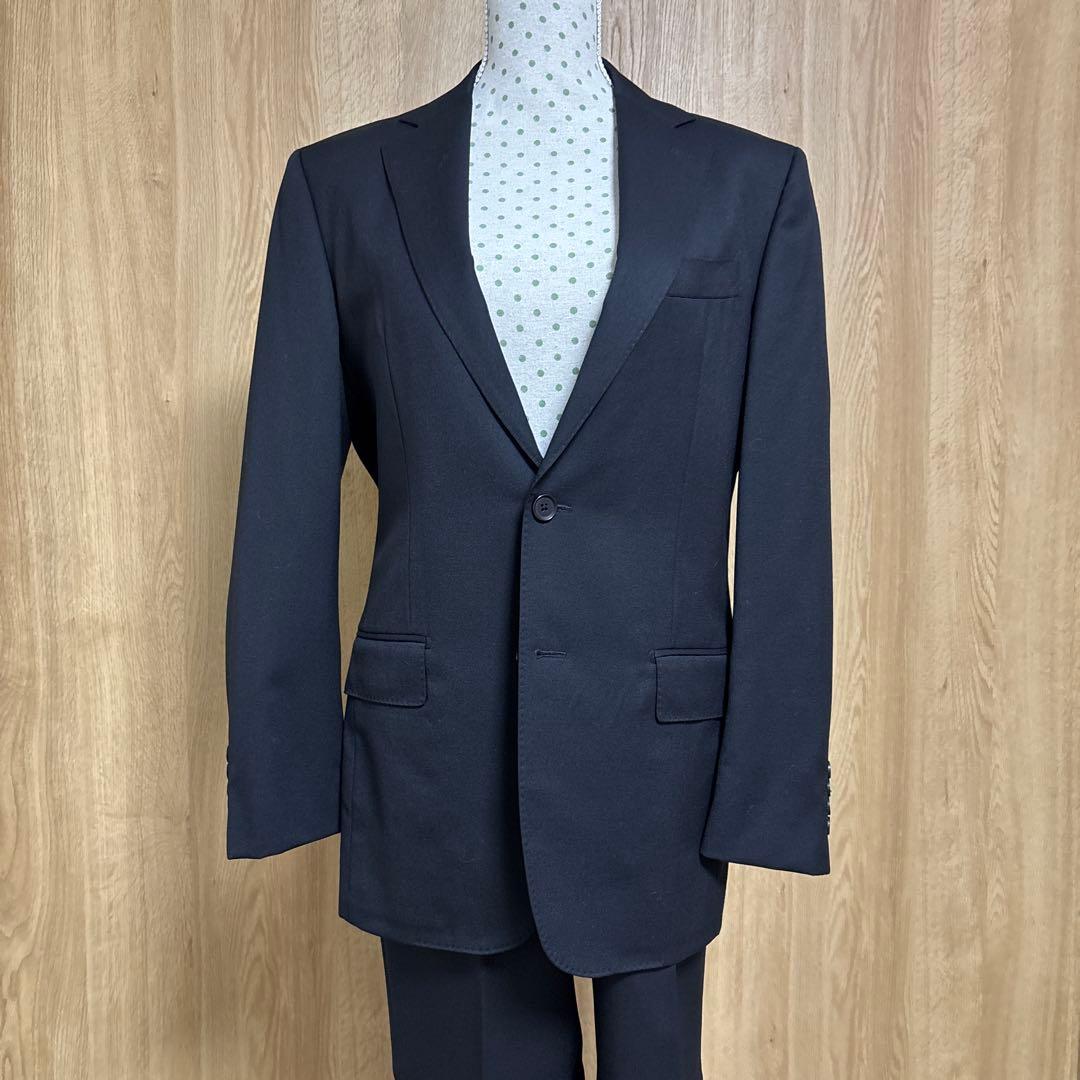 バーニーズニューヨーク／ブラックスリムフィットスーツ／メンズ