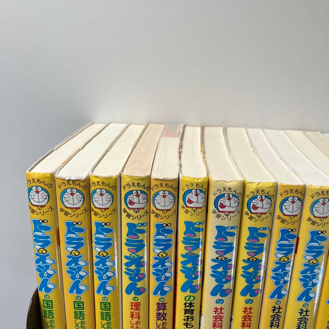 【送料無料】ドラえもんの学習シリーズ・科学ワールドなど27冊セット