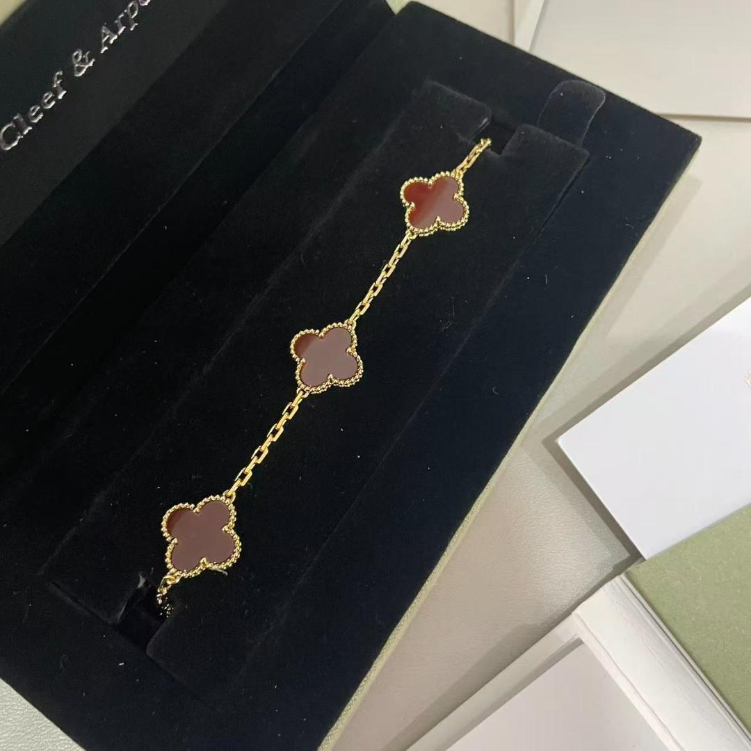 アルハンブラ カーネリアン レッド ブレスレット