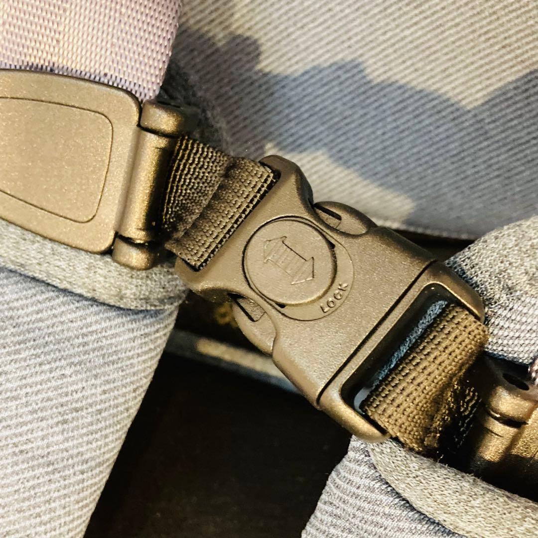 【美品】innokids チャイルドシート ジュニアシート　折り畳み　コンパクト