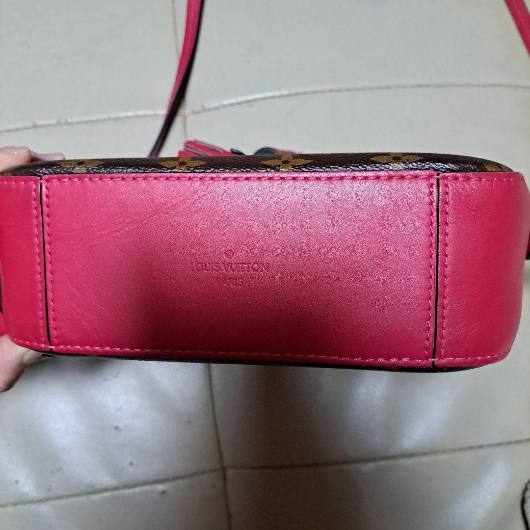 Louis Vuitton ショルダーバッグ サントンジュ