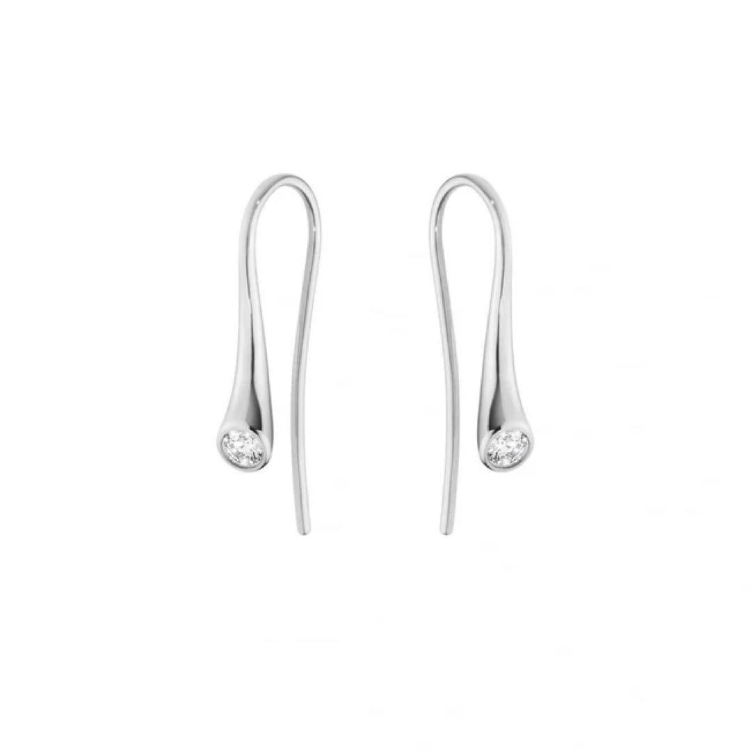   Magicピアス　18Kホワイトゴールド　ダイヤモンド