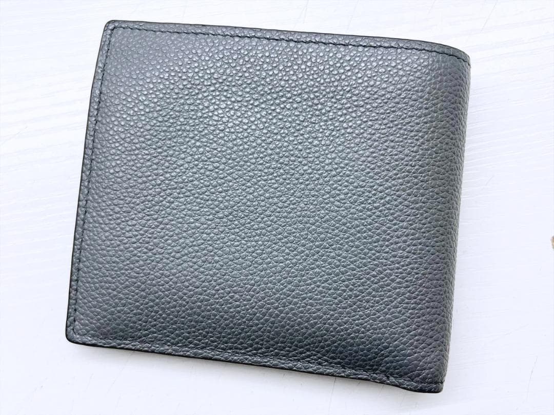 美品 プラダ ロゴ 二つ折り財布 グレー RFID 2MO738