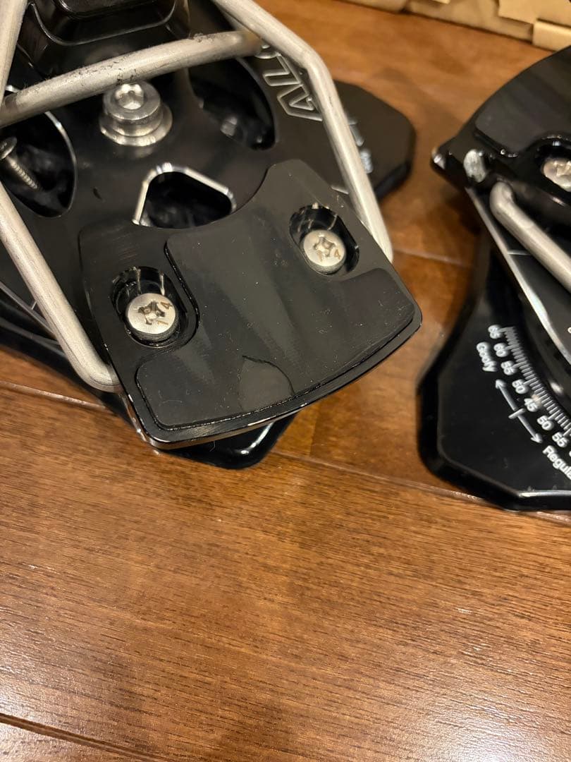 ALC スノーボードビンディング シルバーSサイズ　25-26