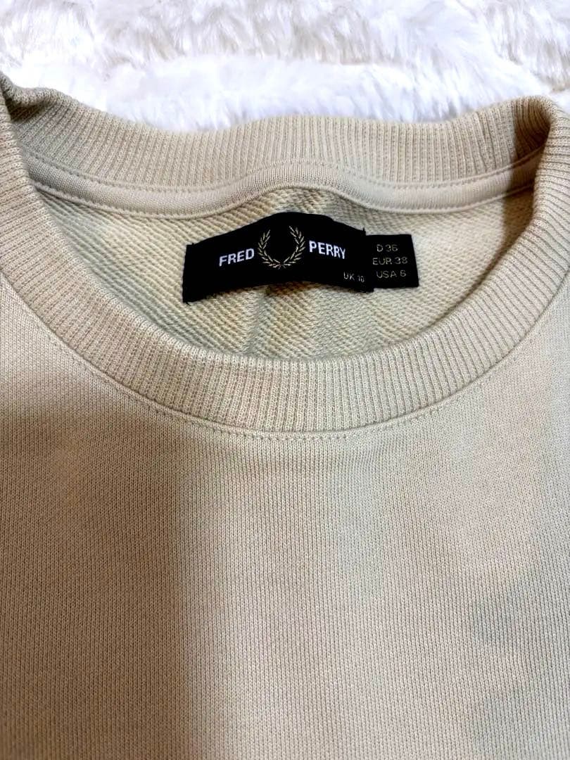 【美品】☆FRED PERRY☆ワンポイントロゴスウェット