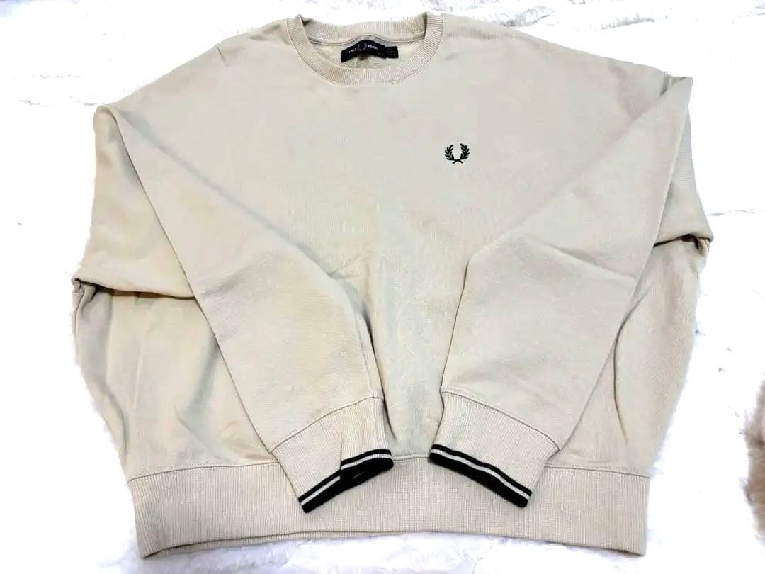 【美品】☆FRED PERRY☆ワンポイントロゴスウェット