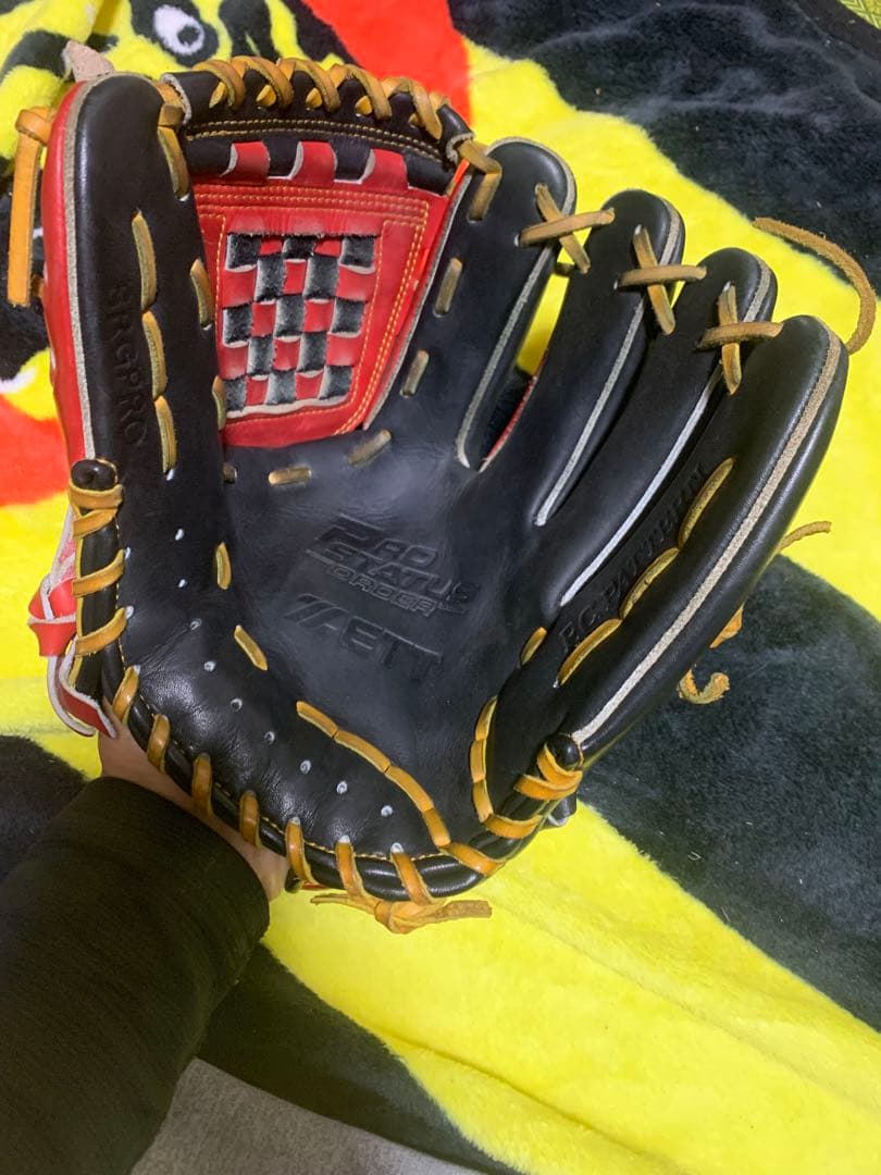 ゼットプロステイタスオーダー軟式内野手用グローブ(源田モデル)