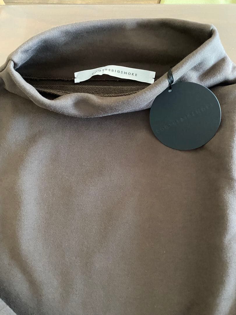 トップス cogthebigsmoke BOTTLE NECK SWEATSHIRT