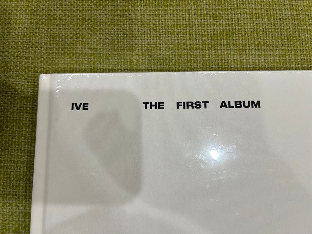 新品、未開封　IVE ファーストアルバム　現地購入