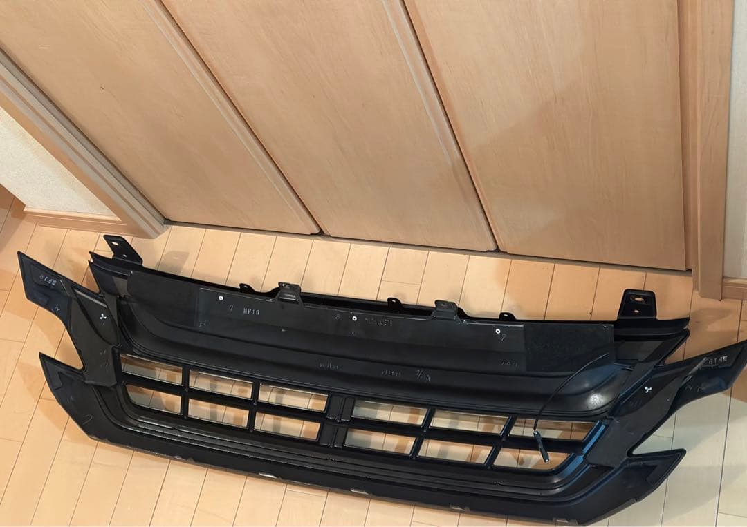 トヨタ 30ヴェルファイア前期 モデリスタ フロントグリル(LED有)