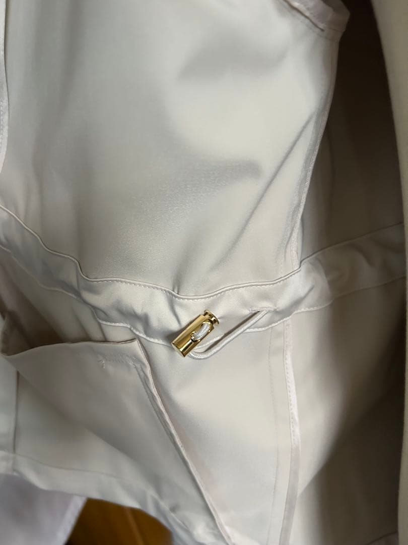 新品　タグ付　アマカ　リモンタサテンショートコート　スプリングコート　Mサイズ