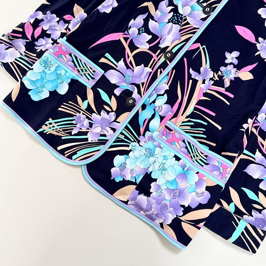 美品✨レオナール 美しい花柄 カンカン素材 ノーカラージャケット 大きいサイズ