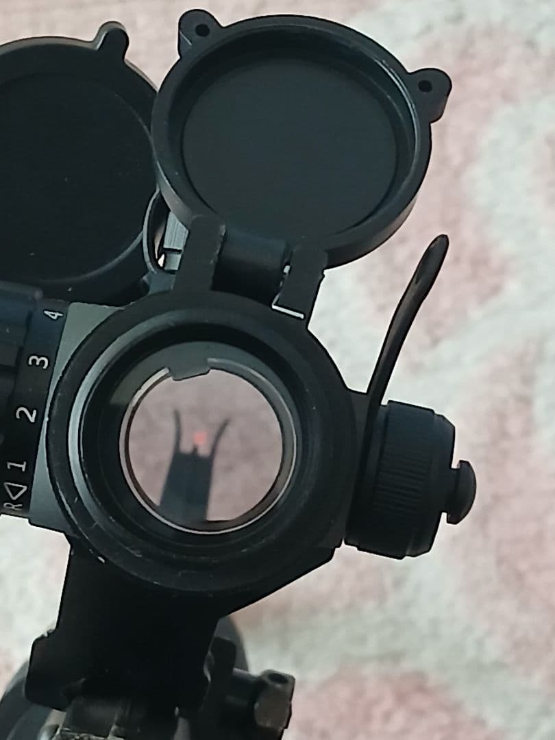 にがー様マルイ製電動ガンXM177E2（クリスマス値引き）バッテリー&充電器込み