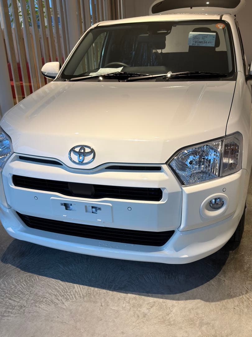 新車外し プロボックス　カラードバンパー ホワイト 配線付き フォグ穴なし