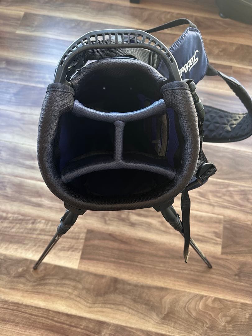 【未使用に近い】Titleist タイトリスト軽量スタンドキャディバッグネイビー