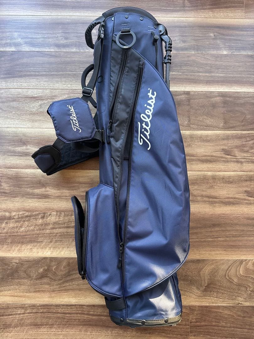 【未使用に近い】Titleist タイトリスト軽量スタンドキャディバッグネイビー