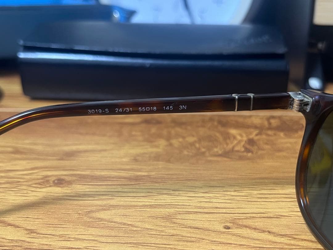 ペルソール サングラス