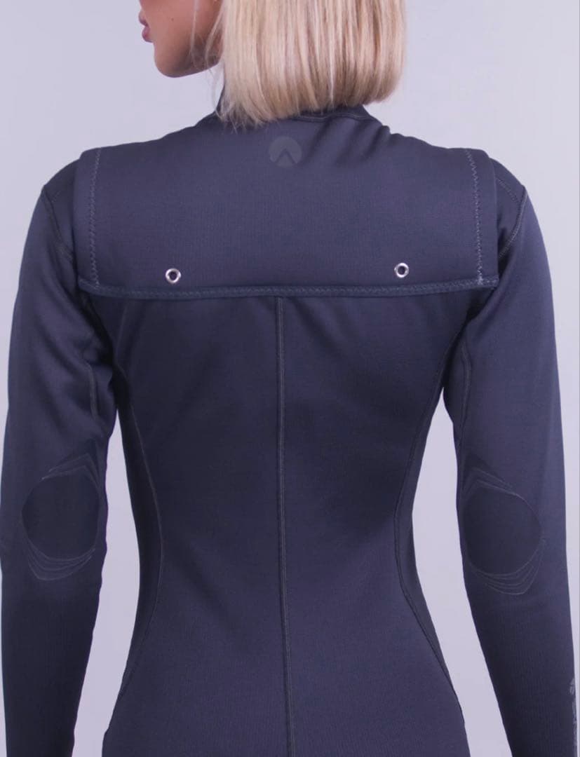 日本未上陸　濠SharkSkin高級T2 フルスーツ　グレー　（在庫２）