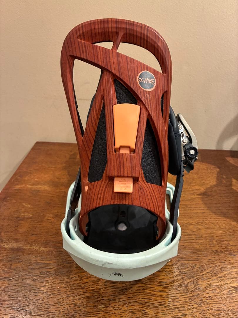 BURTON ビンディング　SCRIBE EST　Mサイズ