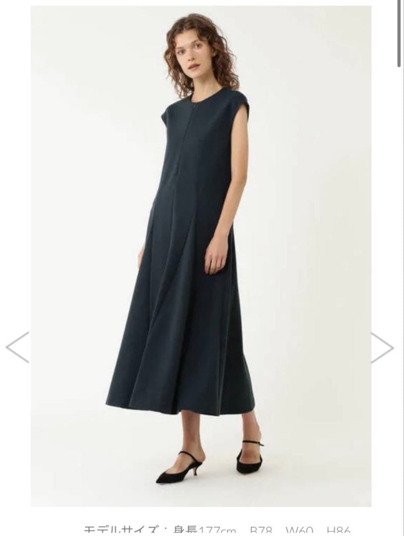 新品未使用　AW秋冬LE PHIL ダークグリーン ノースリーブワンピース