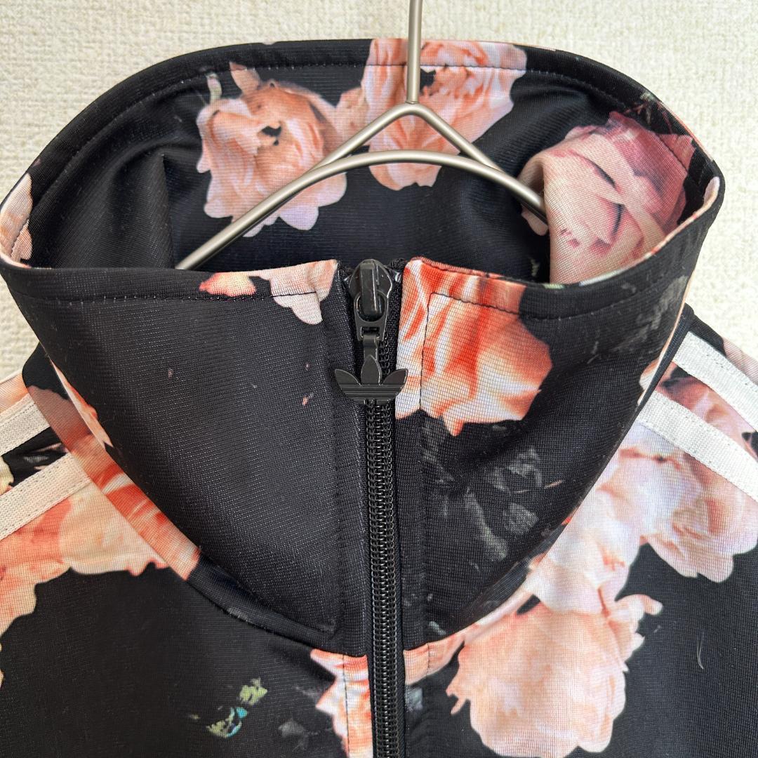 【専用】　RITA ORA着用 【adidas】 　トラックジャケット　薔薇花柄