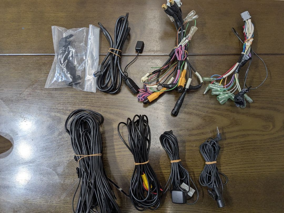 Panasonic CN-F1XD カーナビ 12V 配線一式付き