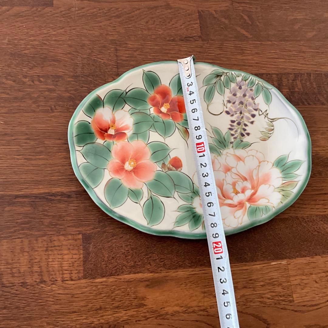 （チャッピーです）　陶あん　色絵付け　椿柄