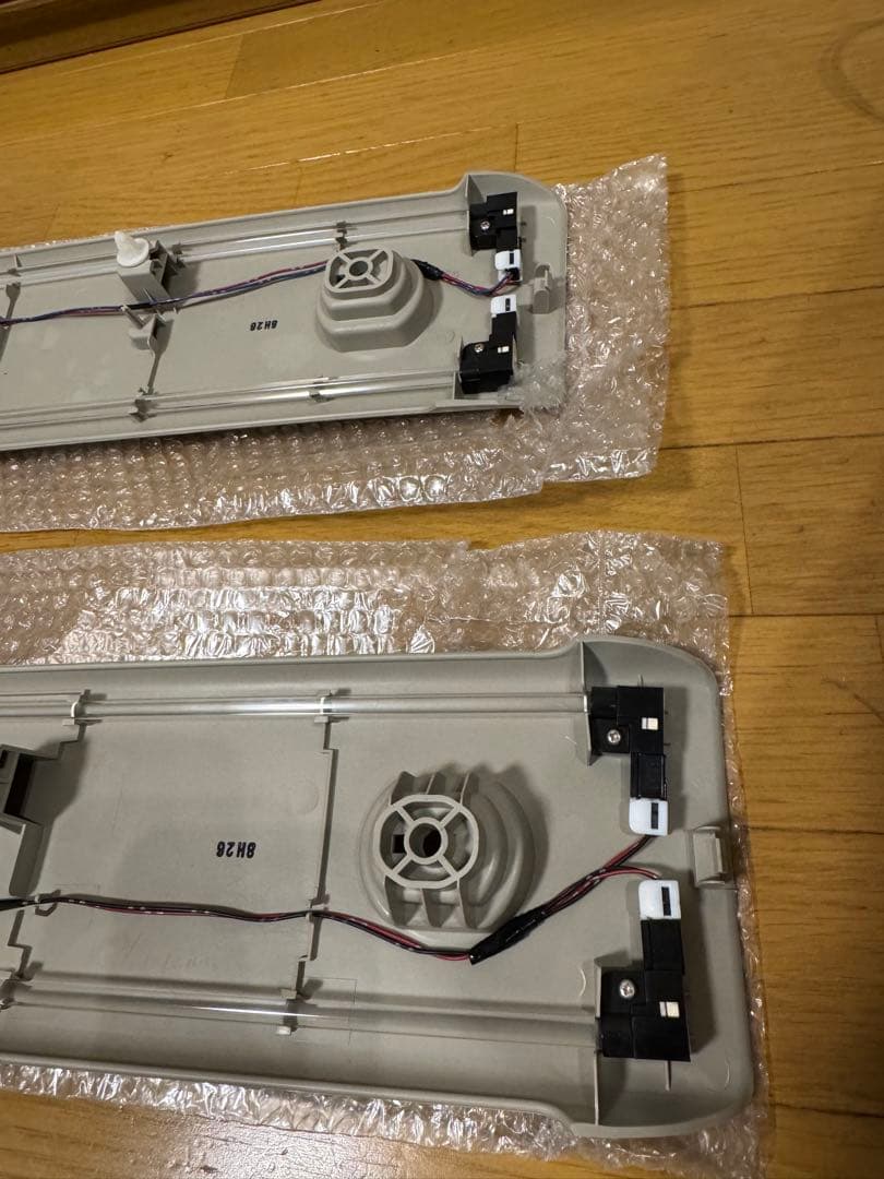 デリカ　ルーフビームガーニッシュ　ホワイト照明　リラックスイルミ　前後セット