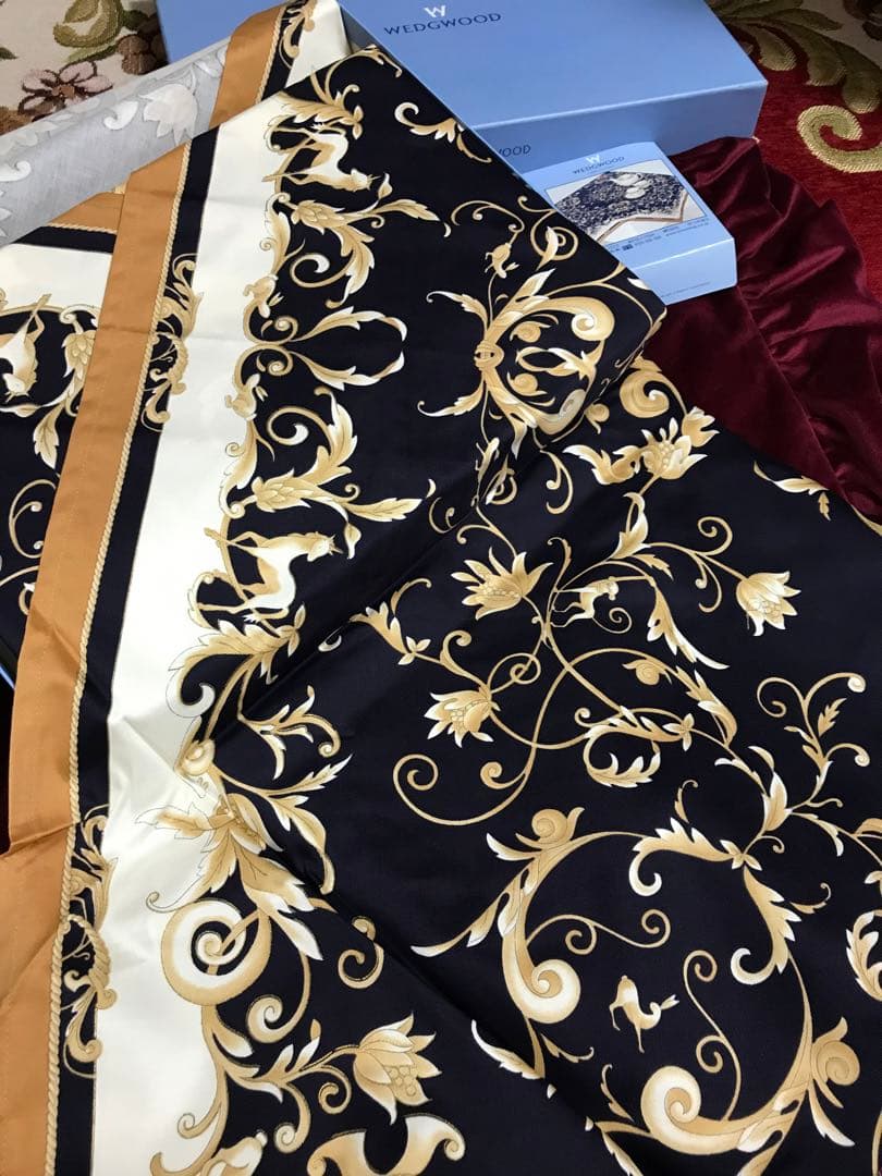 ご購入者様決定品　ウェッジウッド　コーヌコピア　インテリアクロス　箱付き