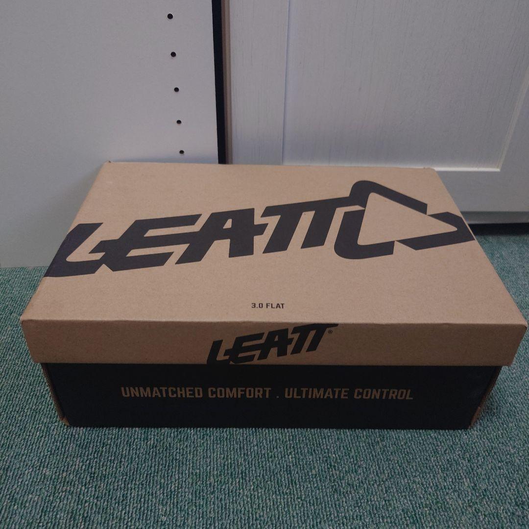 LEATT リアットMTBフラットペダル　スペシャライズドSPECIALIZED