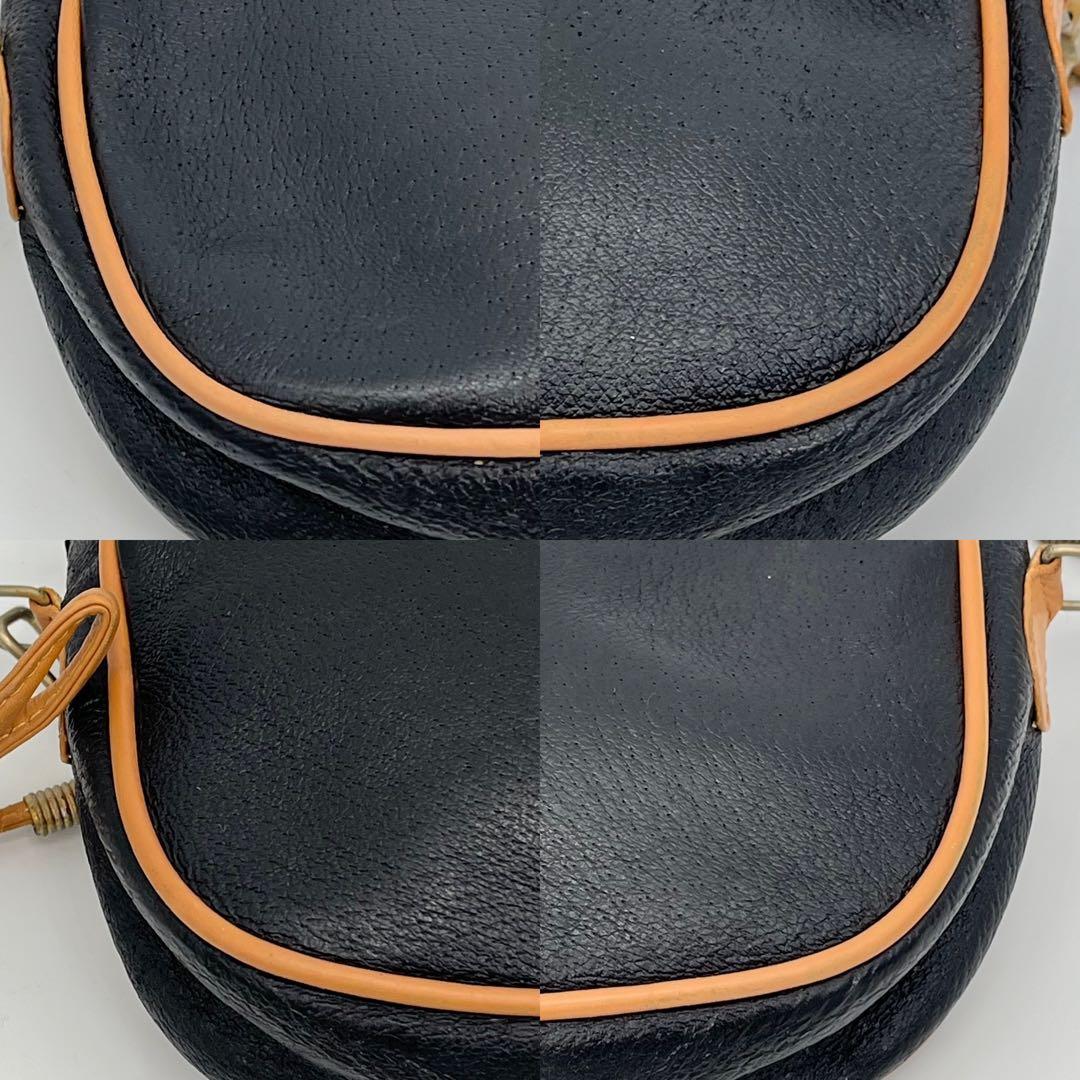 GUCCI ショルダーバッグ ポシェット 斜めがけ ロゴ金具 グッチプラス 本革