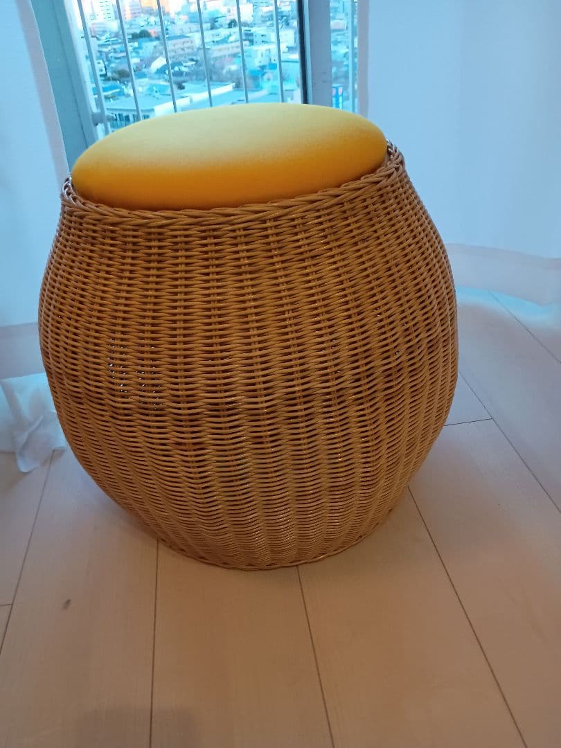 ukichi　今枝ラタン 円形スツール イエロークッション　近代