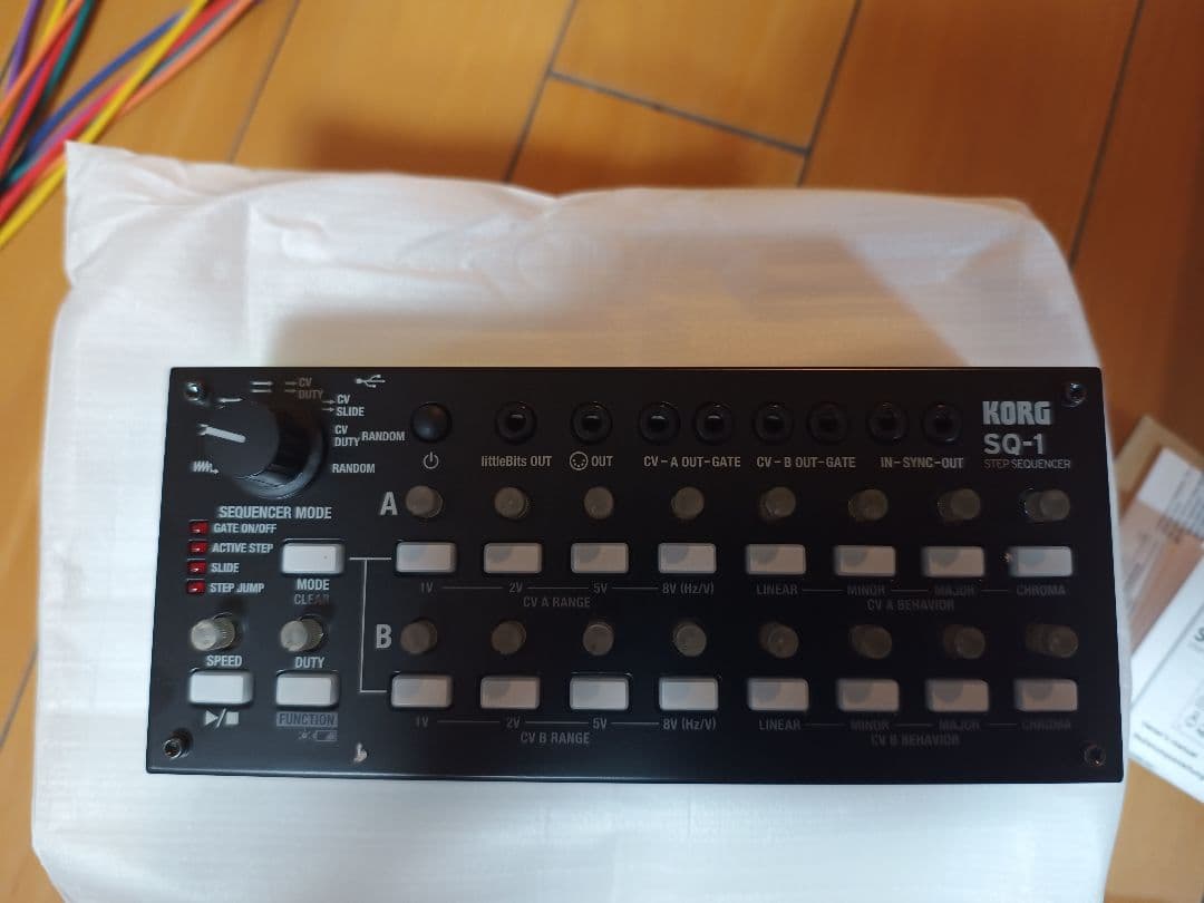 KORG SQ-1 シーケンサー (パッチケーブル付き)