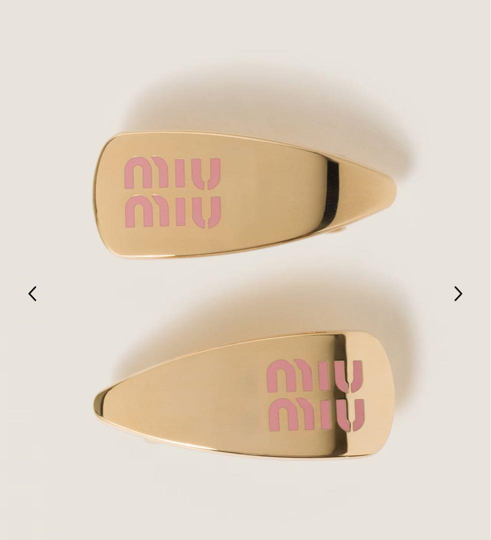 新品 2025SS miumiu エナメルメタル ヘアクリップ 2個セットピンク