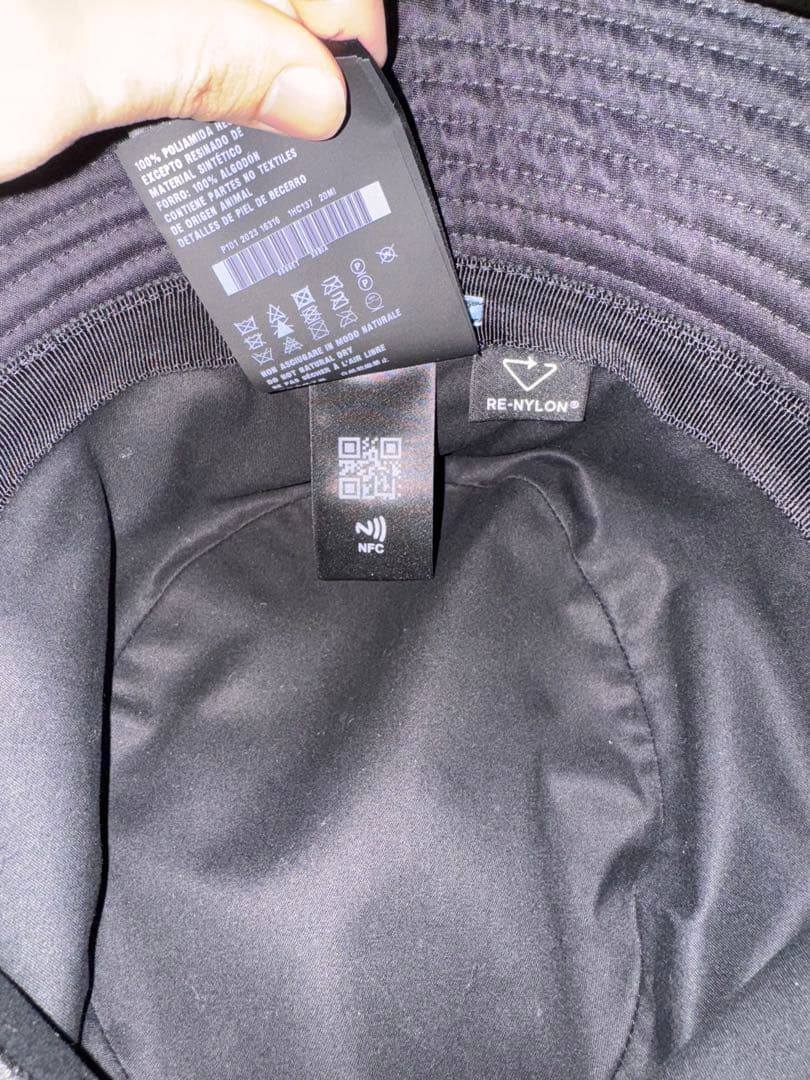 【未使用に近い】プラダ Re-Nylon バケットハット 黒 M