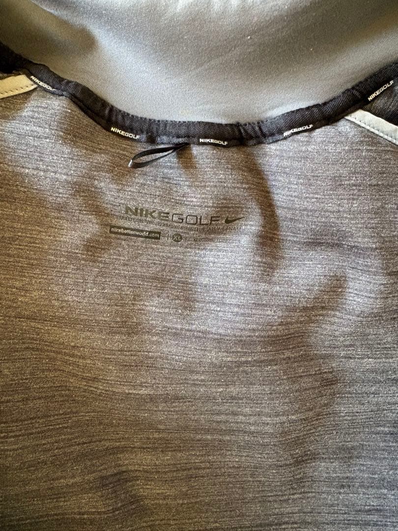 NIKEgolf エアロロフト　ゴルフウェア　中綿　グレー　ナイロン　スウェット