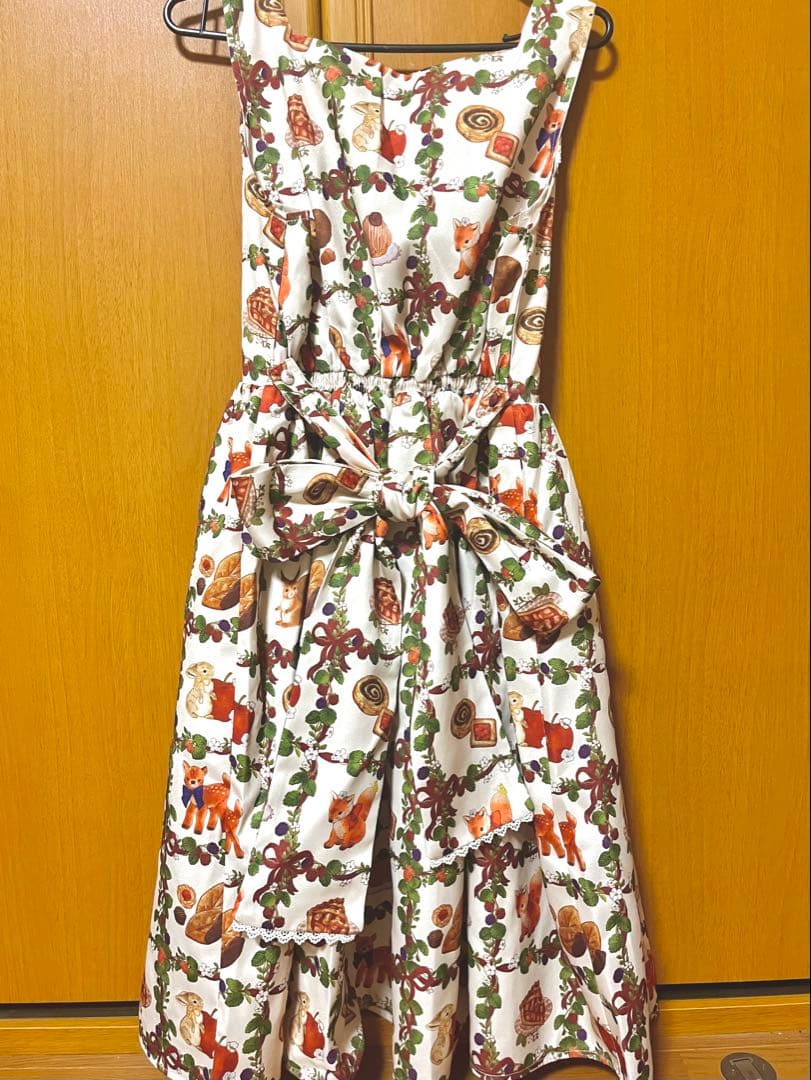 【新品・未使用】axes femme kawaii 森のケーキ屋さん柄ジャンスカ