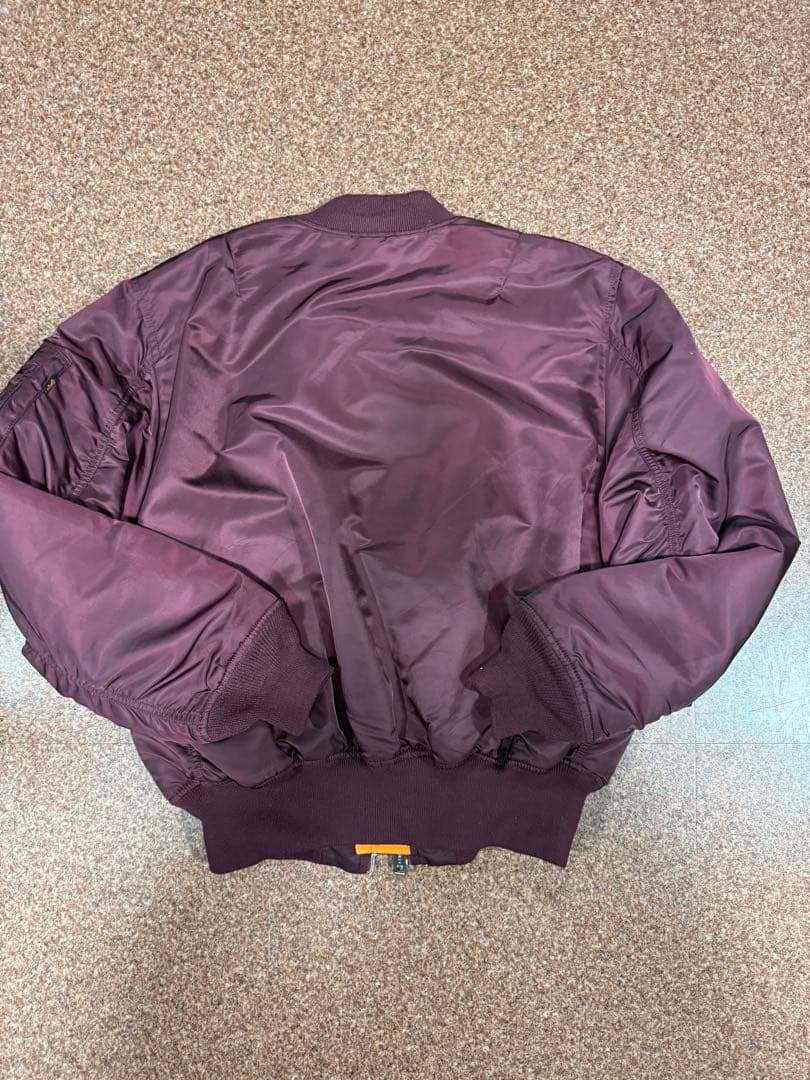 バーガンディ MA-1 フライトジャケット　80s ワインレッド