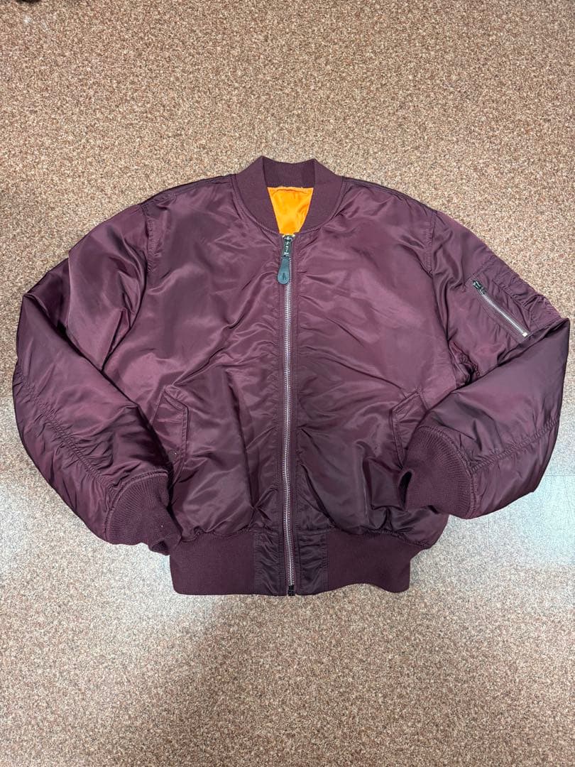 バーガンディ MA-1 フライトジャケット　80s ワインレッド