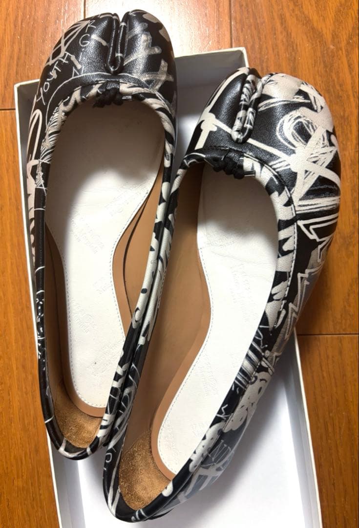 maison margiela graffiti メゾンマルジェラ　足袋バレエ