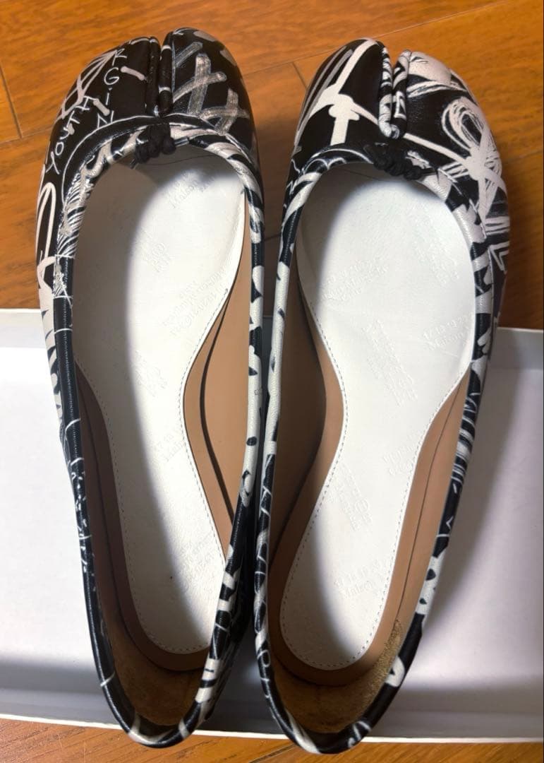 maison margiela graffiti メゾンマルジェラ　足袋バレエ