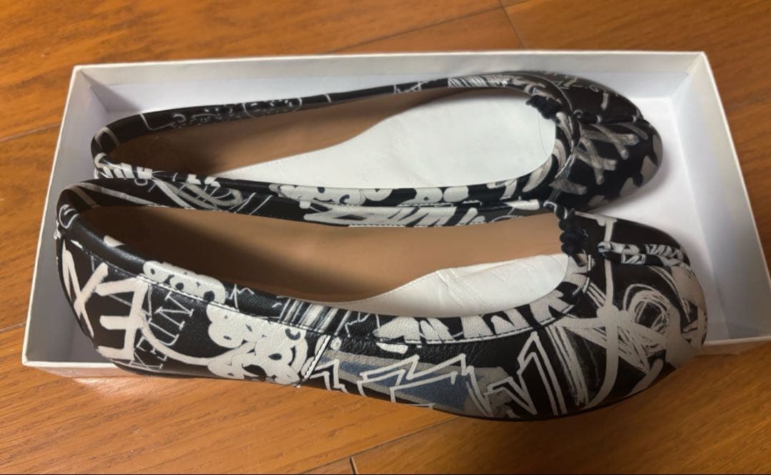 maison margiela graffiti メゾンマルジェラ　足袋バレエ