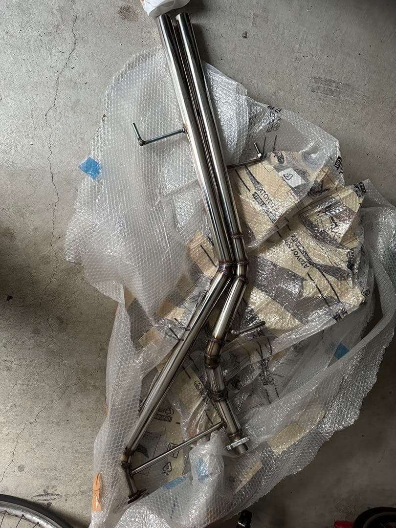 Y33シーマV8ステンレス製デュアルマフラー