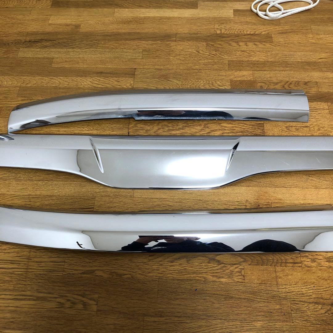 クオン　フロントパネル　ドアー回りメッキカバー