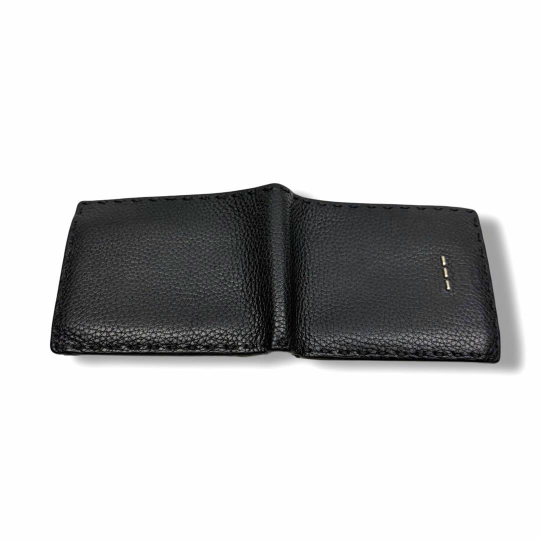 FENDI フェンディ セレリア 二つ折り財布 SELLERIA ステッチ 黒