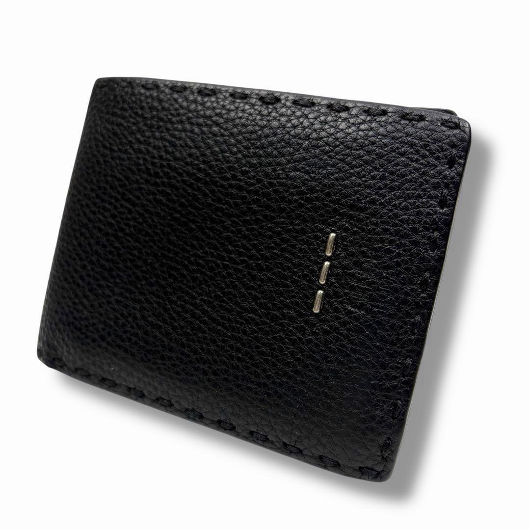 FENDI フェンディ セレリア 二つ折り財布 SELLERIA ステッチ 黒