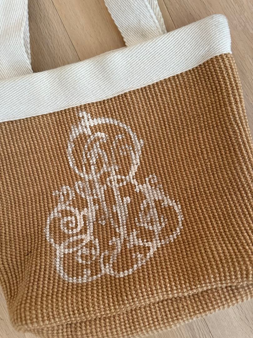 サラグレースで購入アンベッカーロゴトートバッグ