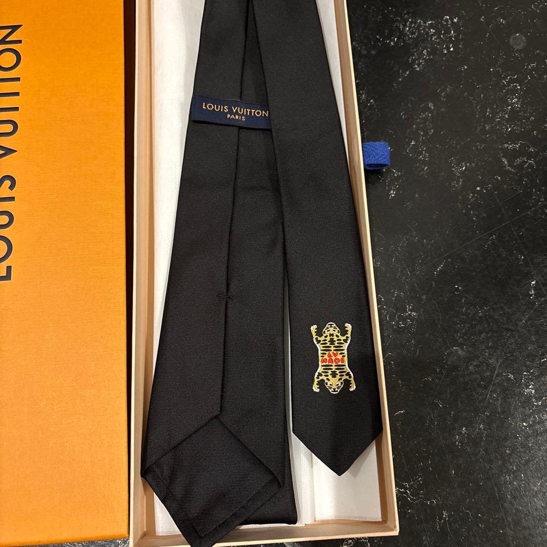 ルイヴィトン×NIGO タイガーネクタイ　新品未使用