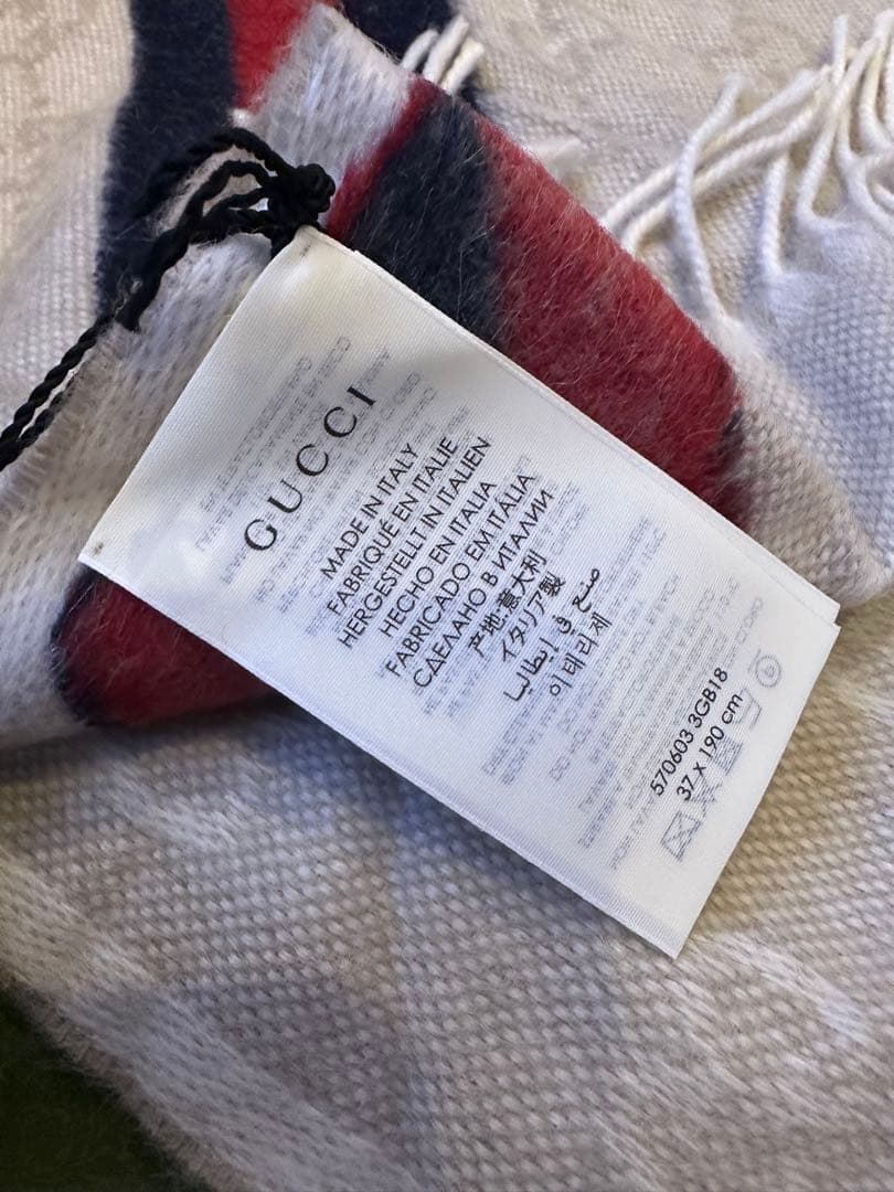 ゜*゜様 新品　グッチ　GUCCI マフラー　ショール　メンズ　レディース　ユニ